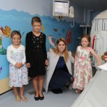 Princess Beatrice with children at the Hospital